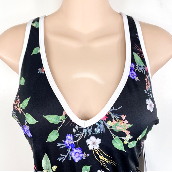 🎉HP🎉 ATHLETA Gold Coast Belted 1PC Swimsuit - Picture 5 of 16